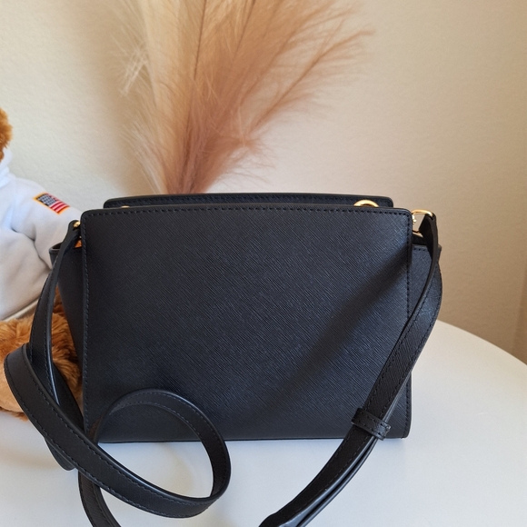 New MICHAEL KORS Selma Messenger Leather Medium Messenger Crossbody Bag - Picture 4 of 7